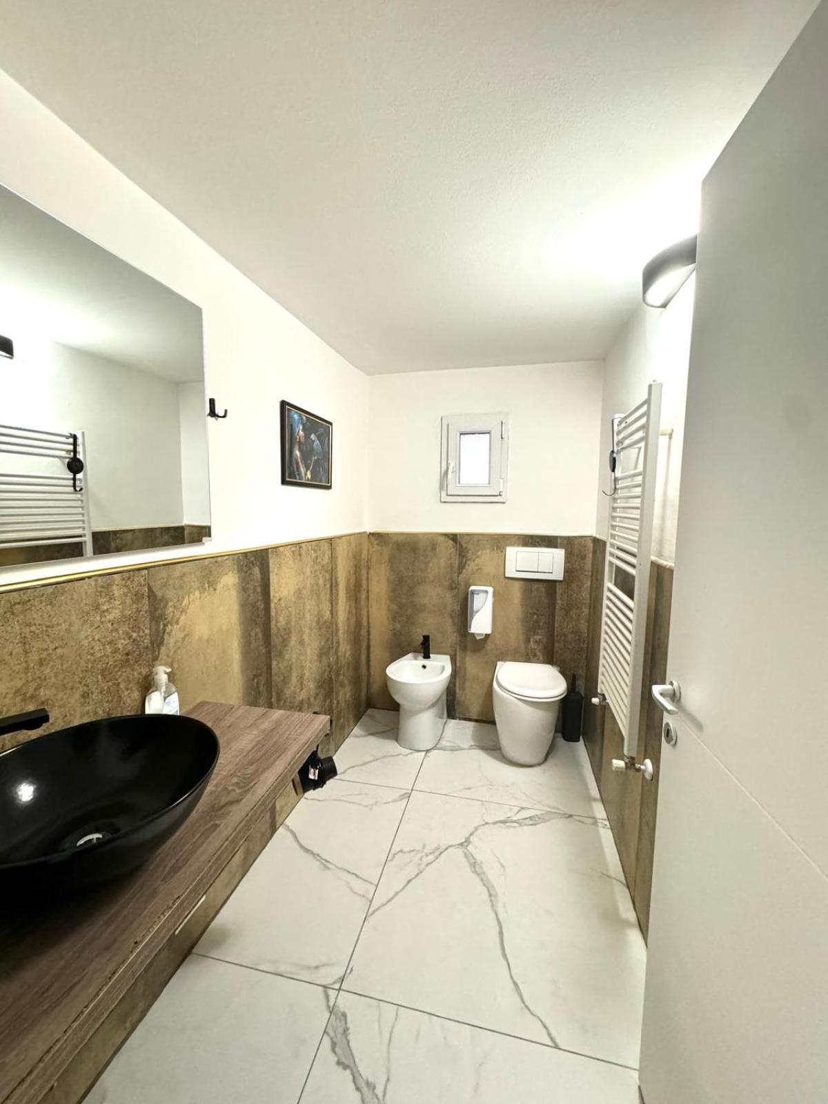 City Hill Genova ภายนอก รูปภาพ